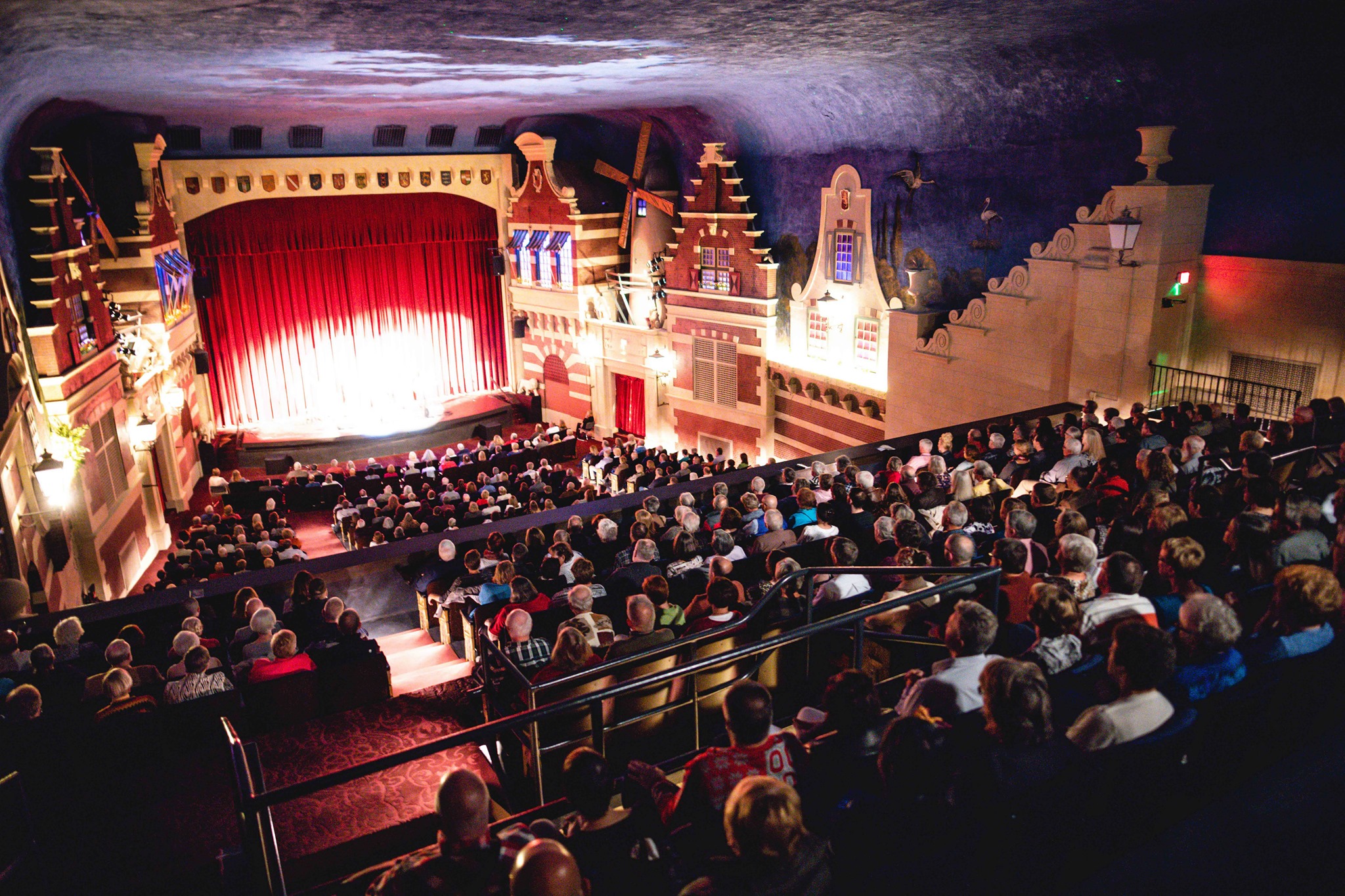 A Night at The Holland Theatre